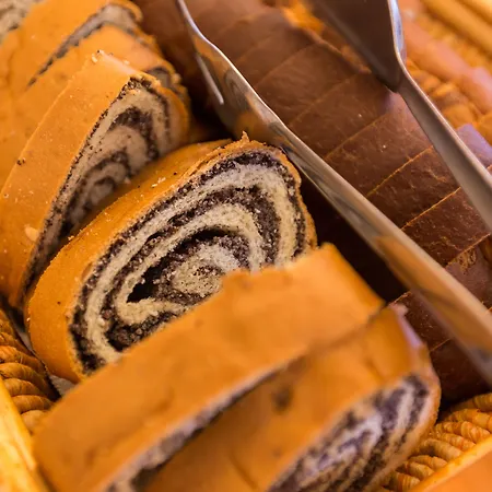 Ambassador Ξενοδοχείο 4*