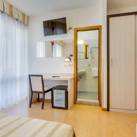 Ambassador カオルレ