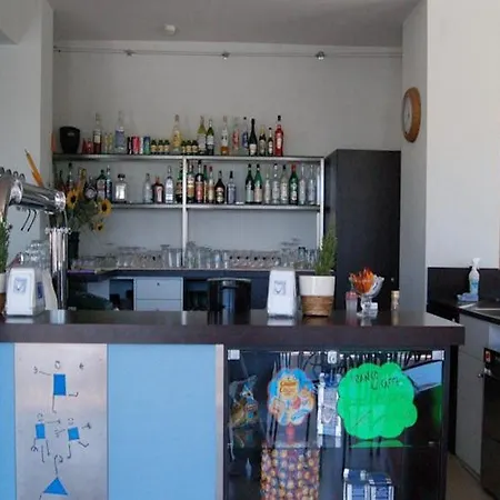 Ambassador Ξενοδοχείο