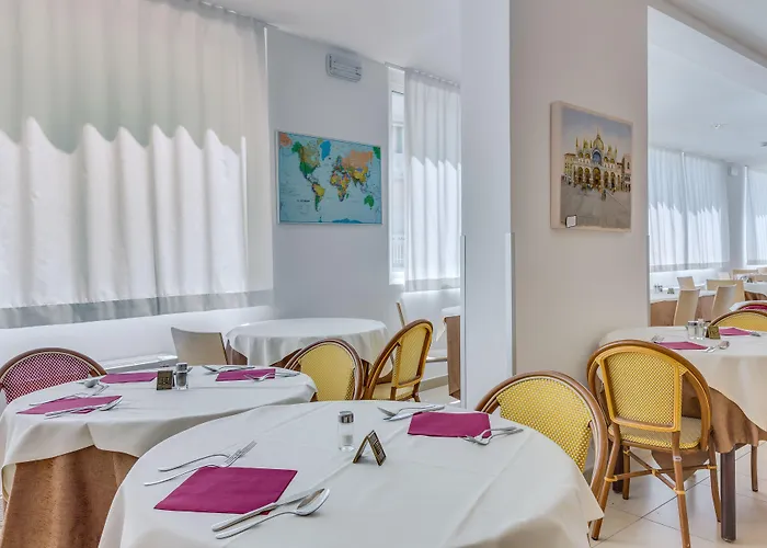 酒店 Ambassador 卡奥莱