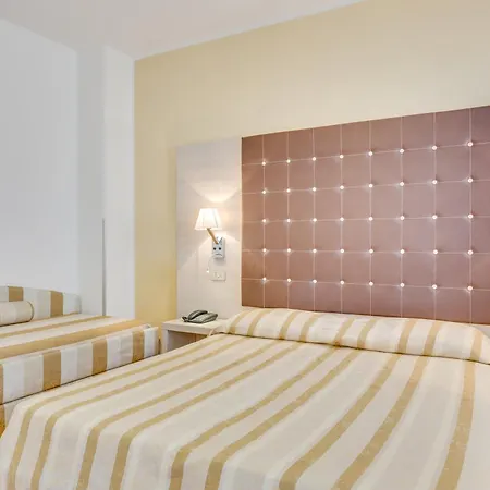 Ambassador Hotel 4*