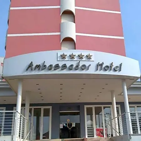 فندق Ambassador 4*
