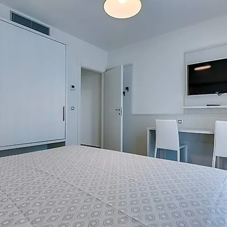Hotel Ambassador