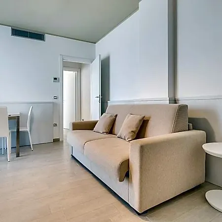 Hotel Ambassador 4*