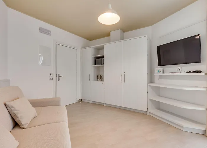 Ambassador Ξενοδοχείο